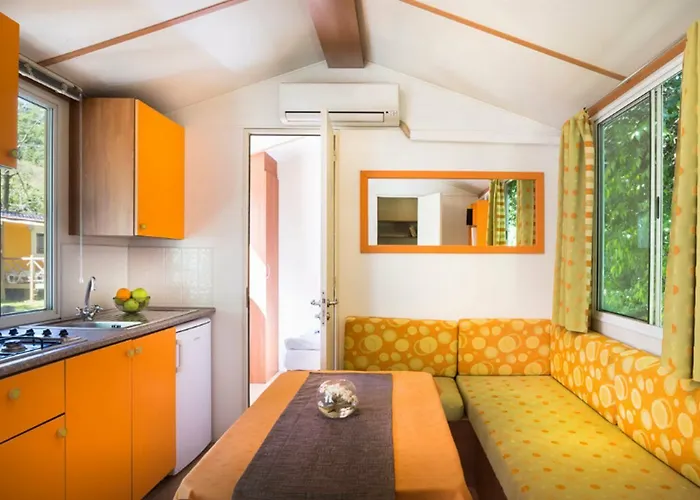 - By Liburnia & 3* Medveja