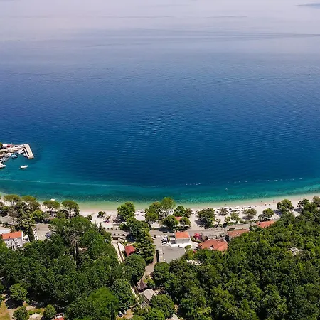 Mobile Homes Camping Resort Medveja