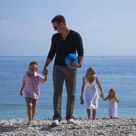 - By Liburnia & 3* Medveja