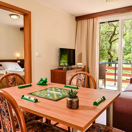 - By Liburnia & Vakantiepark Medveja